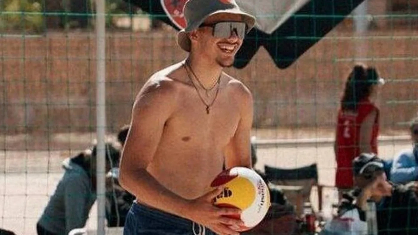 Έφυγε από τη ζωή στα 18 του χρόνια ο πρωταθλητής του μπιτς βόλεϊ Ασημάκης Διονυσόπουλος