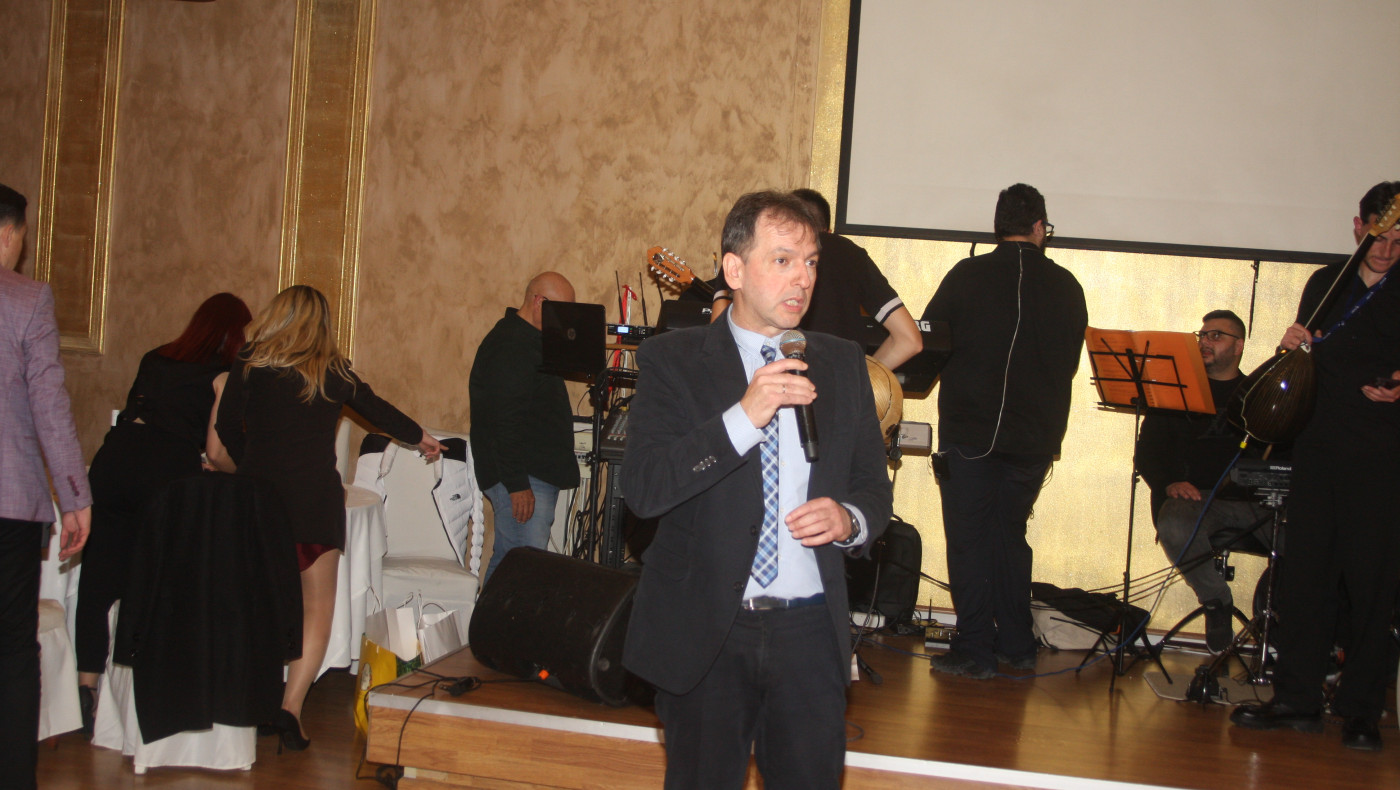 ΕΠΣΜ-Φωτορεπορτάζ: Χαμόγελα, κέφι και βραβεύσεις στον χορό του συνδέσμου διαιτητών