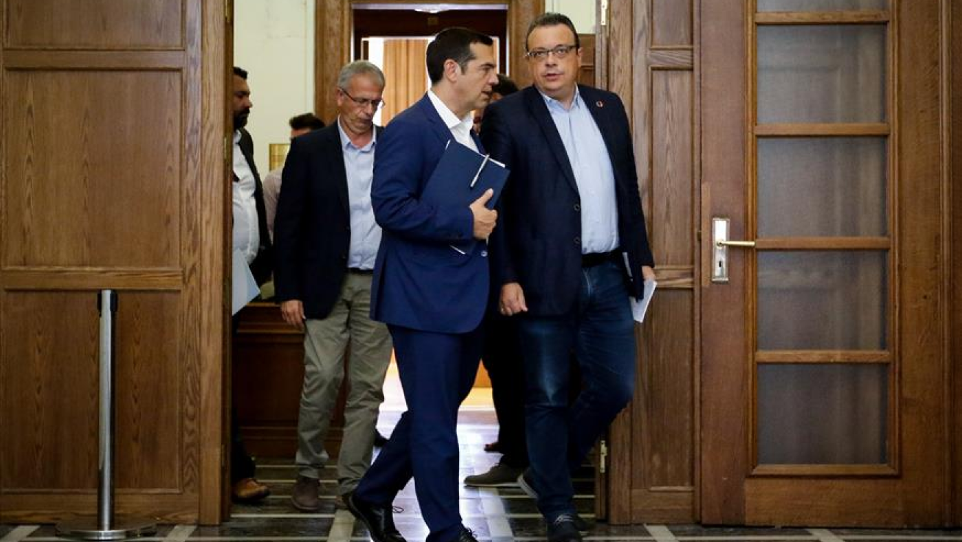 «Ναι» ΣΥΡΙΖΑ για συνεργασία με Τσίπρα: «Άκυρο» σε μπλοκ Πολάκη για Ζαχαριάδη