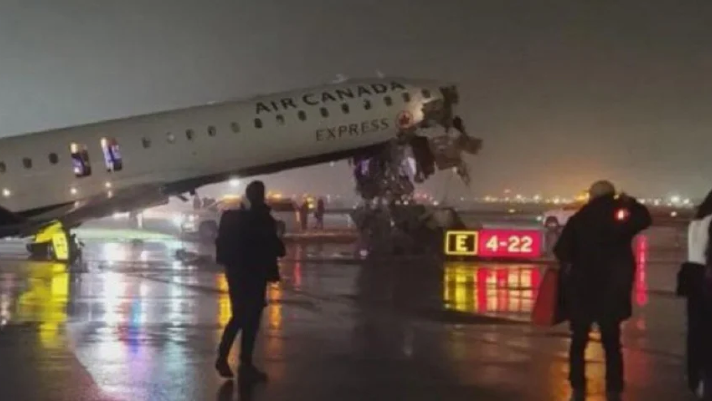 Νέα Υόρκη: Αεροσκάφος συγκρούστηκε με πυροσβεστικό όχημα-Τουλάχιστον δύο οι νεκροί