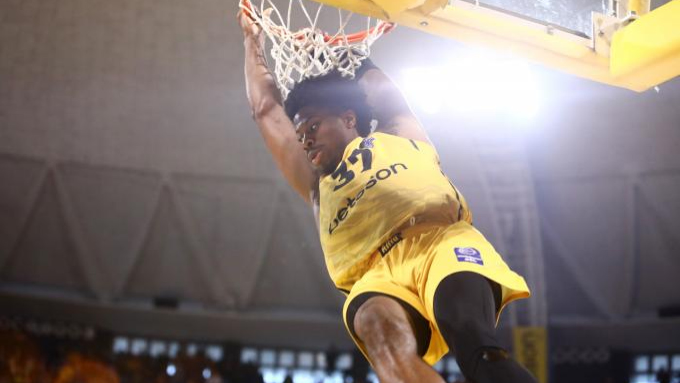 Άρης: Πρόβλημα στη γάμπα ο Αντετοκούνμπο, αμφίβολος με ΑΕΚ