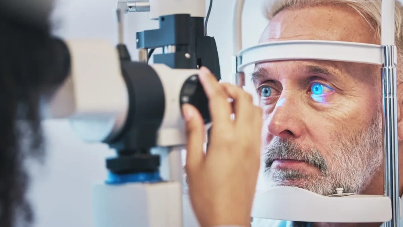 Όραση: Μπορεί μια εξέταση ματιών να «δείξει» πρώιμα σημάδια άνοιας;