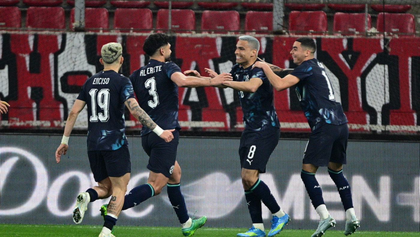 Ελλάδα-Παραγουάη: Η απευθείας εκτέλεση φάουλ του Γκόμεζ για το 0-1