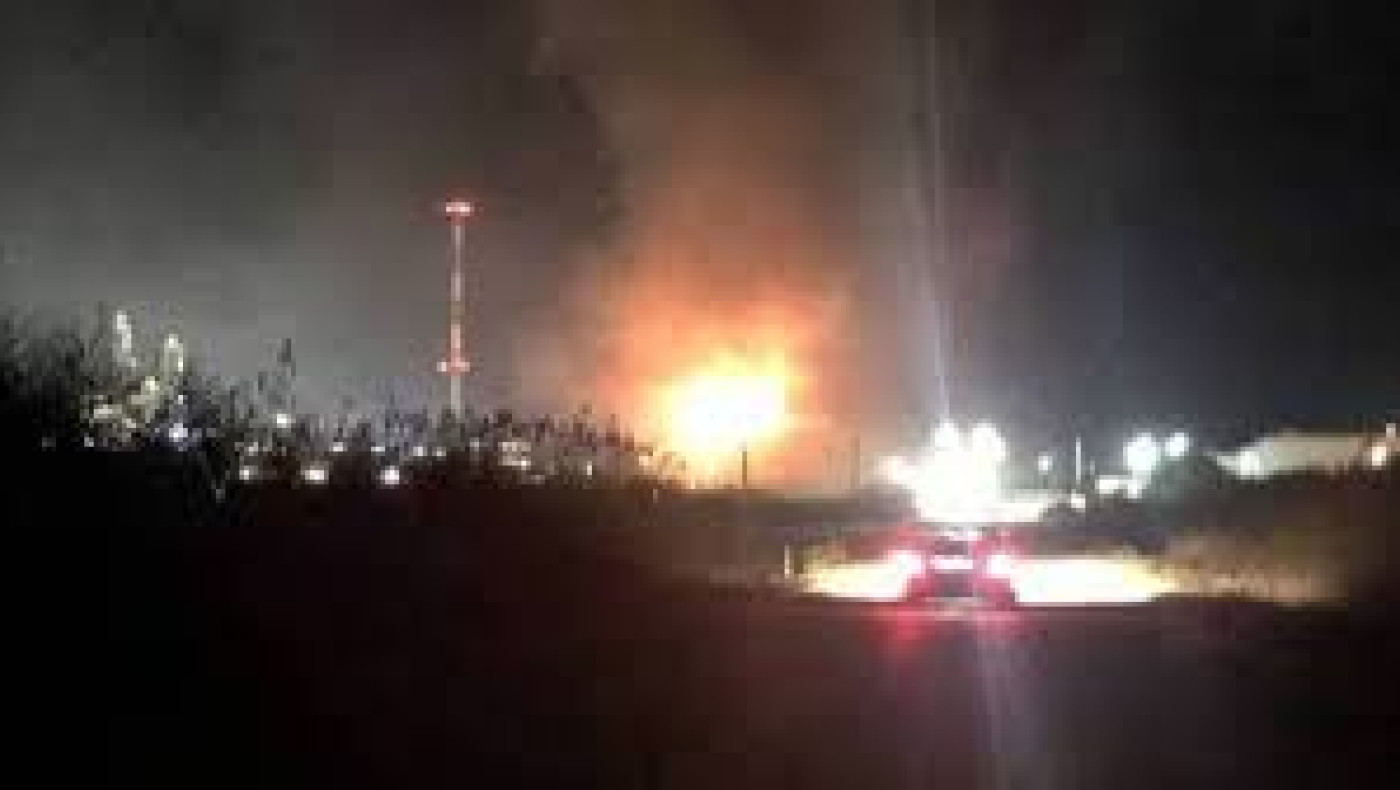 Νέα Καρβάλη: Συνεχείς εκρήξεις σε εργοστάσιο πετρελαίου (vid)