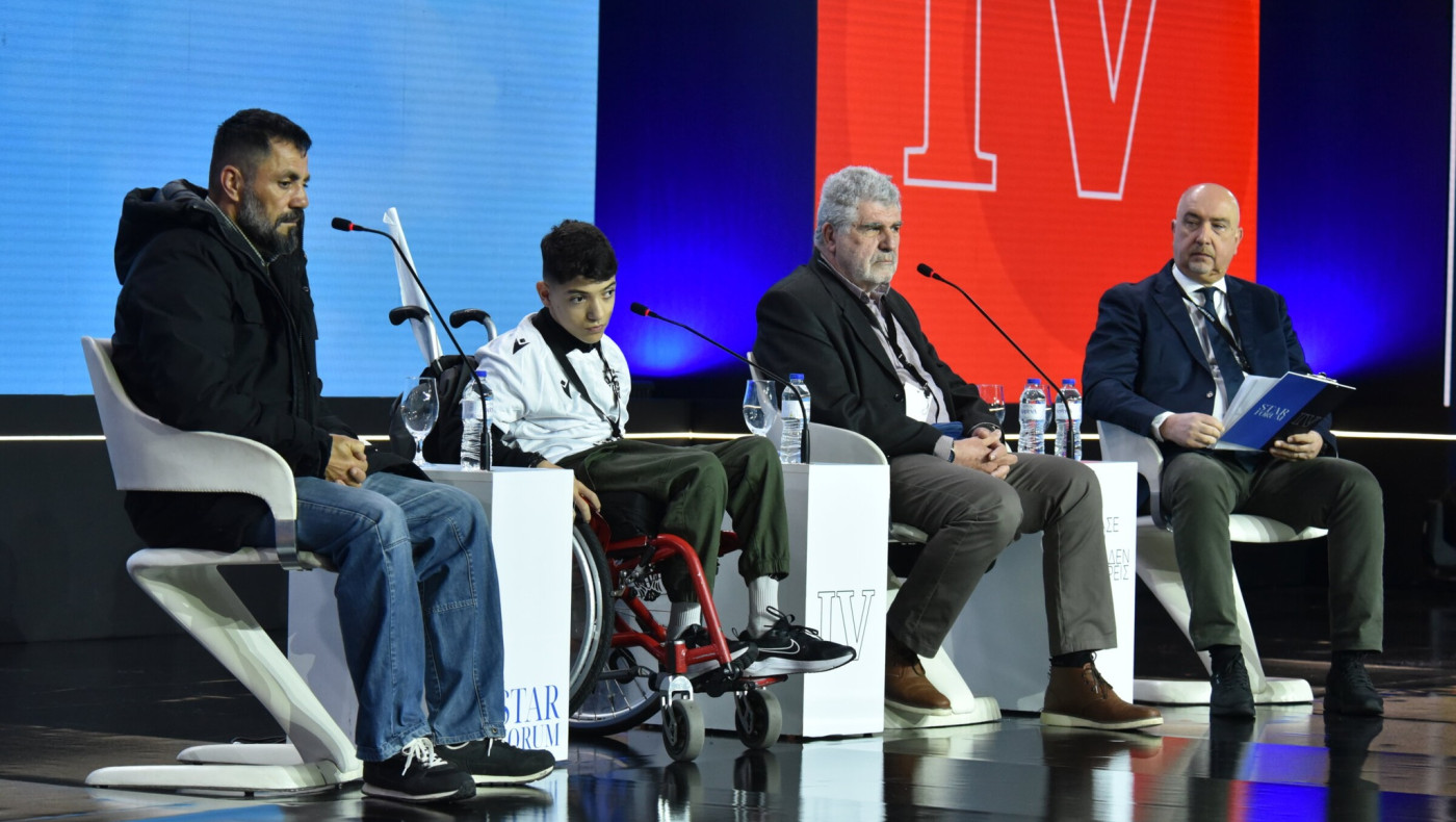 Ενώνει το ποδόσφαιρο; Το forum στην Λαμία με καλεσμένους τους Παπαστεφανάκη και Καραμητρούση