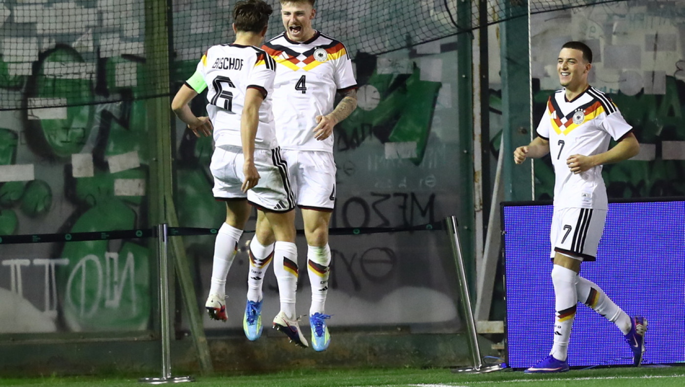 Με την πλάτη στον τοίχο η Ελπίδων: Οι Γερμανοί κάνουν το 2-0 και αγκαλιάζουν τη νίκη