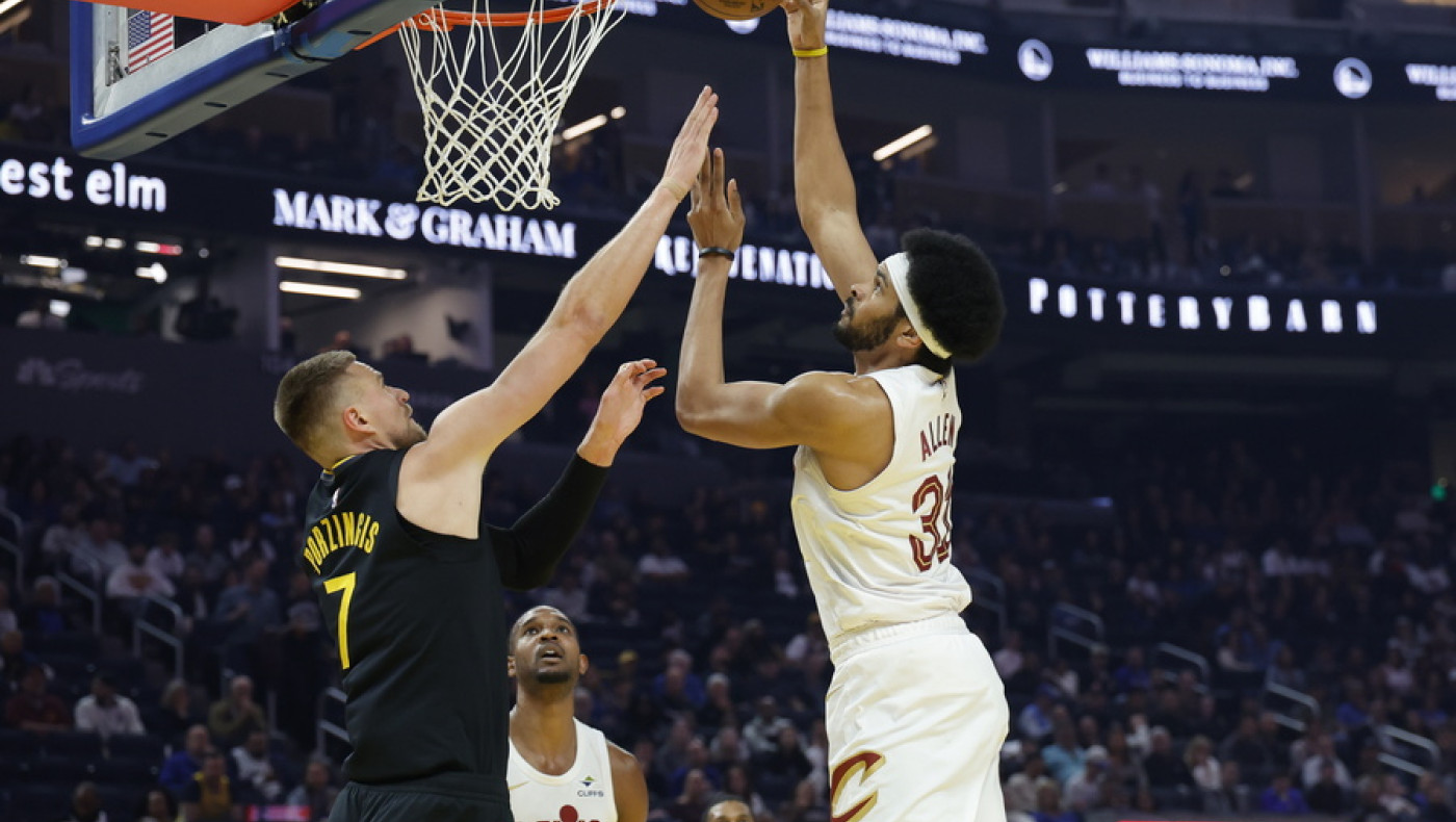 ΝΒΑ: Οι Θάντερ πέρασαν πάνω από τους Λέικερς–Σημαντικό διπλό των Καβς