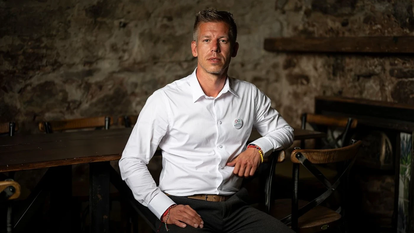 Πέτερ Μάγιαρ: Ποιος είναι ο πολιτικός που «εκθρόνισε» τον Όρμπαν στην Ουγγαρία