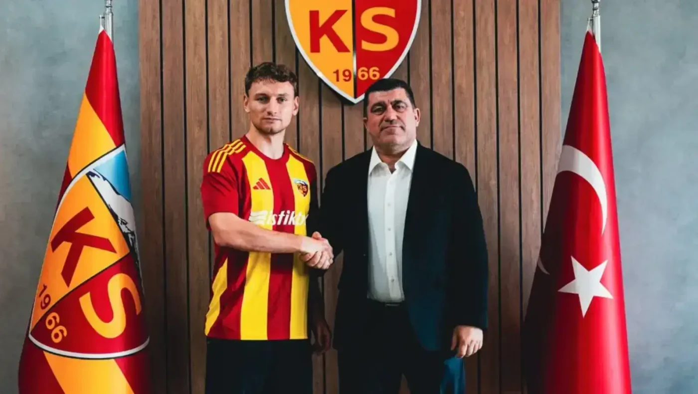 Νέα «πυρά» σε Τσάλοφ: «Εκανε λάθος που έφυγε, κανείς δεν τον χρειάζεται τώρα στην Ρωσία»