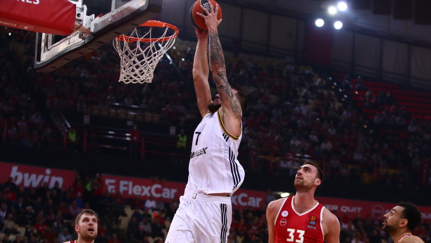 Παρτίζαν: «Επαναπατρίζει» Λοβέρν-Τι ισχύει με την συμμετοχή του