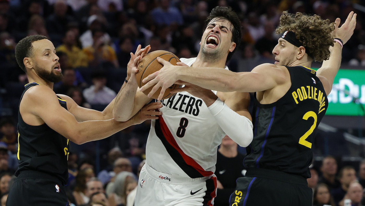 NBA: Τρομερός Άβντιγια οδήγησε τους Μπλέιζερς στα playoffs