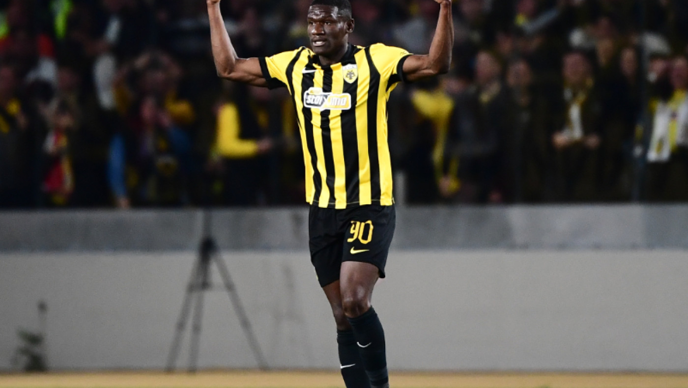 Η ΑΕΚ παίρνει προβάδισμα από νωρίς με τον Ζίνι