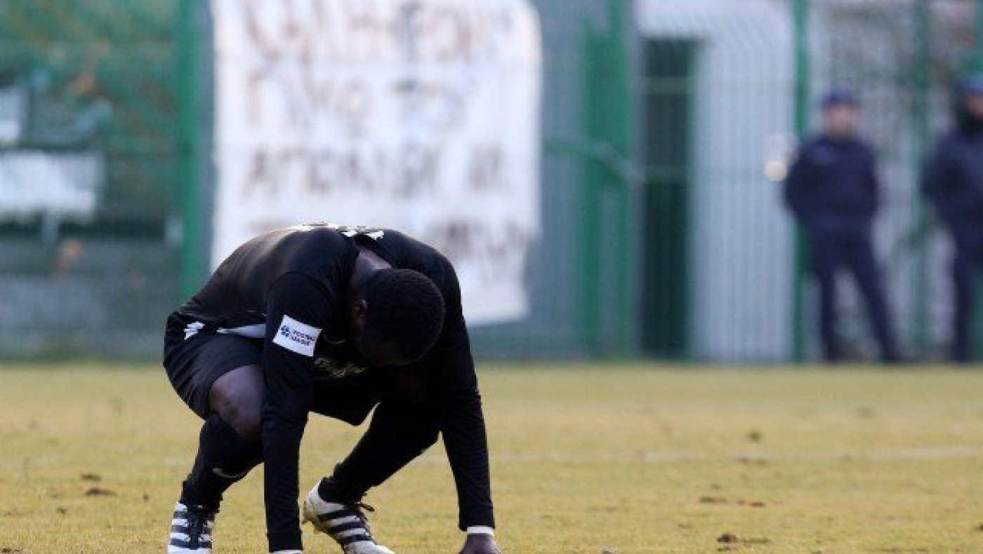 Πανό κατά του Απόλλωνα Καλαμαριάς στον Εύοσμο (pic)