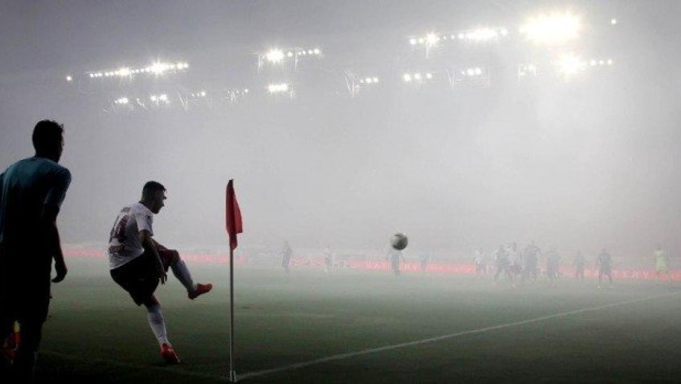 Προσωρινή    διακοπή στο ΑΕΛ-Βέροια λόγω καπνογόνων