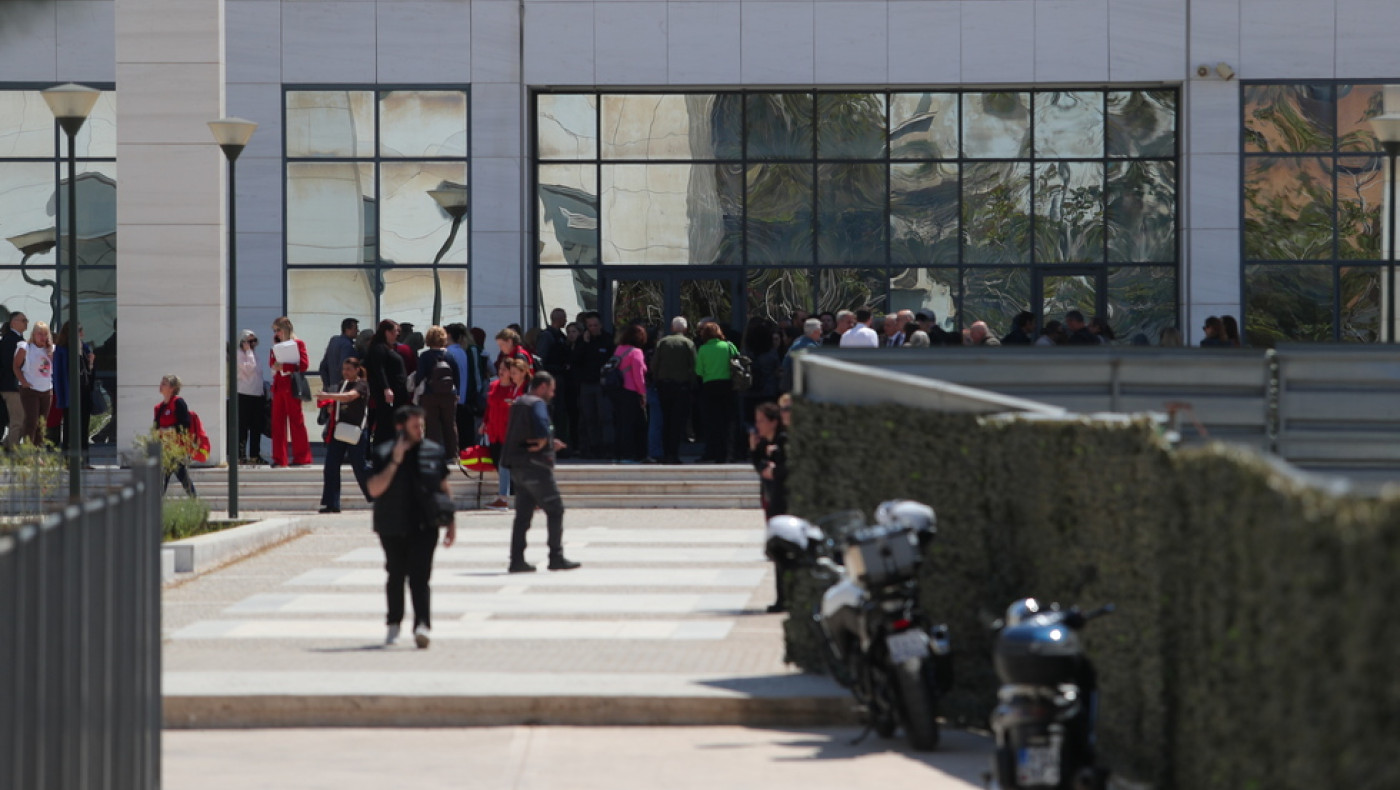 Στην Πάτρα εντοπίστηκε και συνελήφθη ο 89χρονος που άνοιξε πυρ σε ΕΦΚΑ και Εφετείο