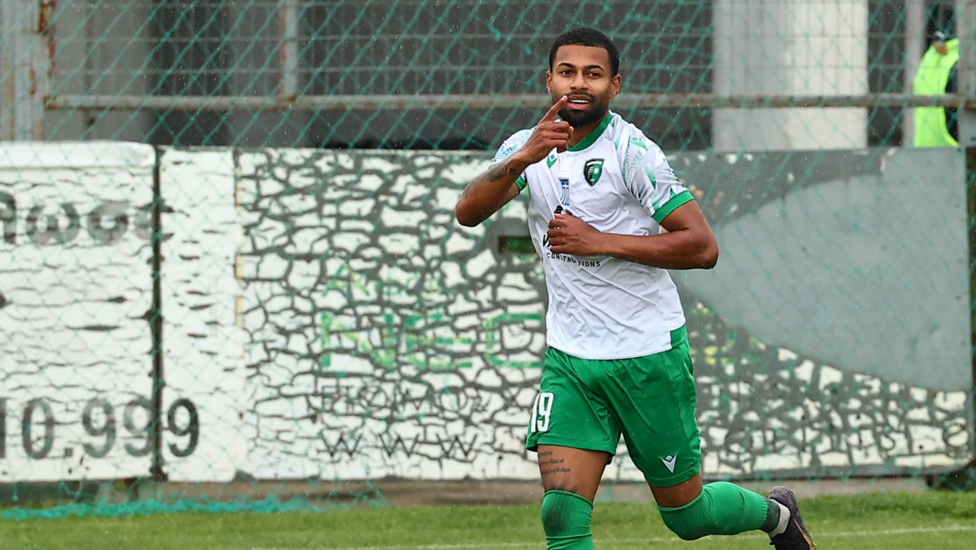 Μακεδονικός: «Σφάζονται» στην ποδιά του Μίκαελ Καντάβ