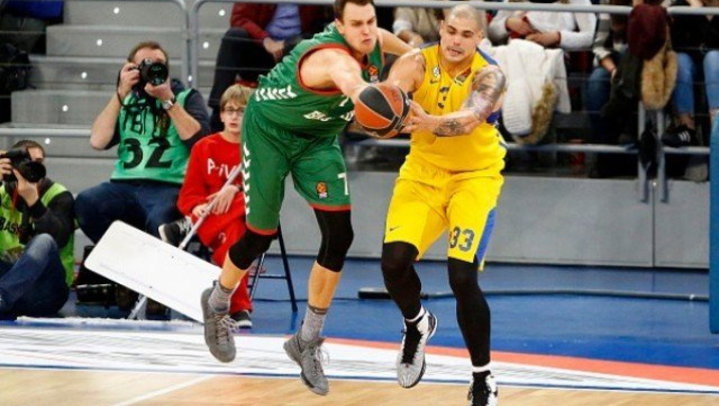 Υπογράφει στη Μπάγερν ο Τσίρμπες                (pic)