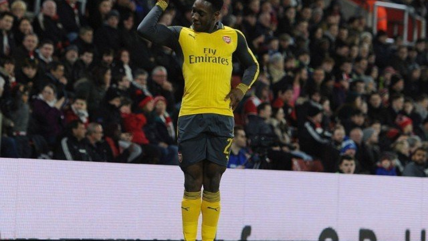 Εκανε πλάκα στους «Αγιους» χωρίς Βενγκέρ αλλά με Γουέλμπεκ! (vid)