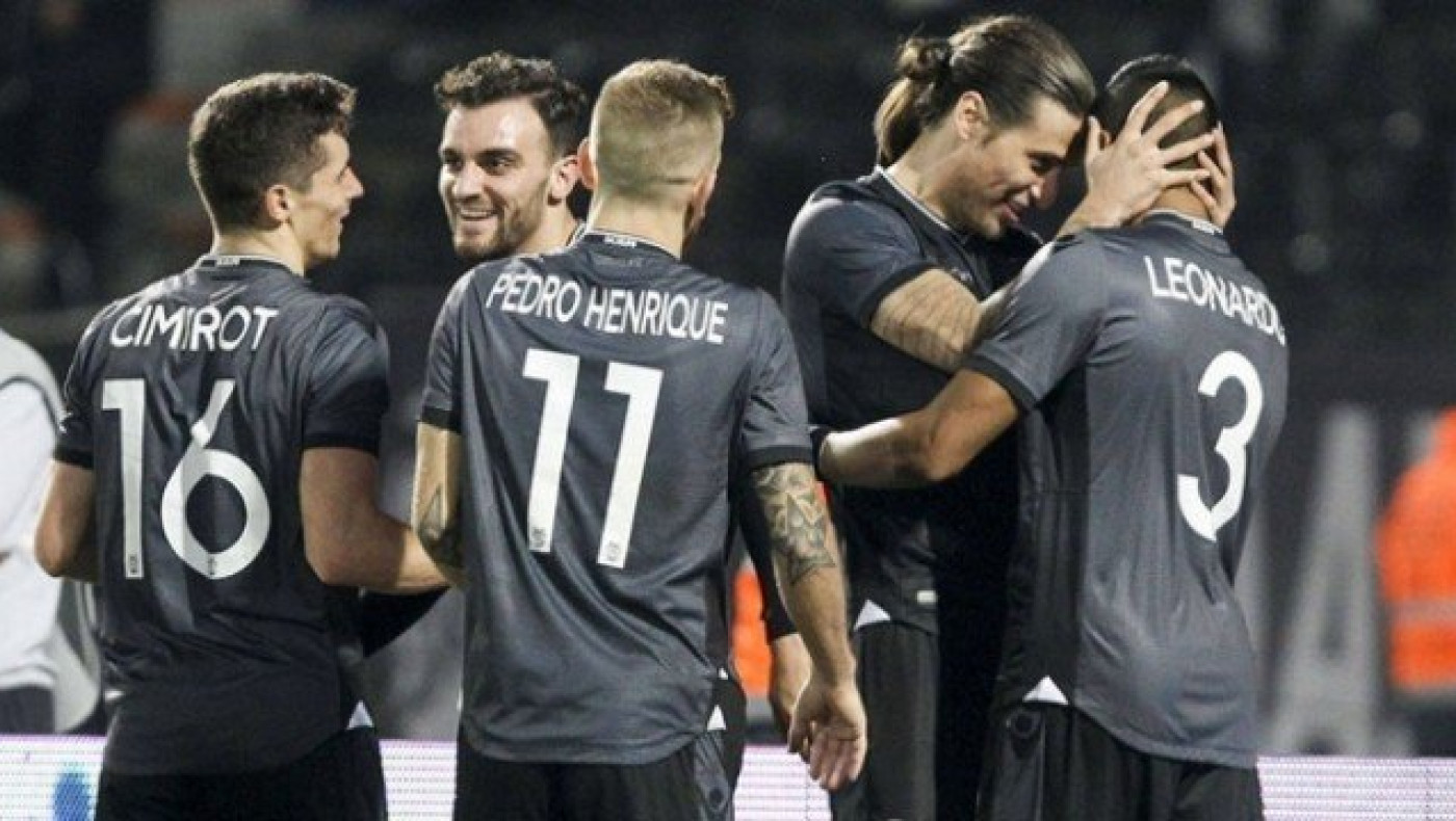 Η Σάλκε    για ΠΑΟΚ, Σαββίδη αλλά και... Ολυμπιακό