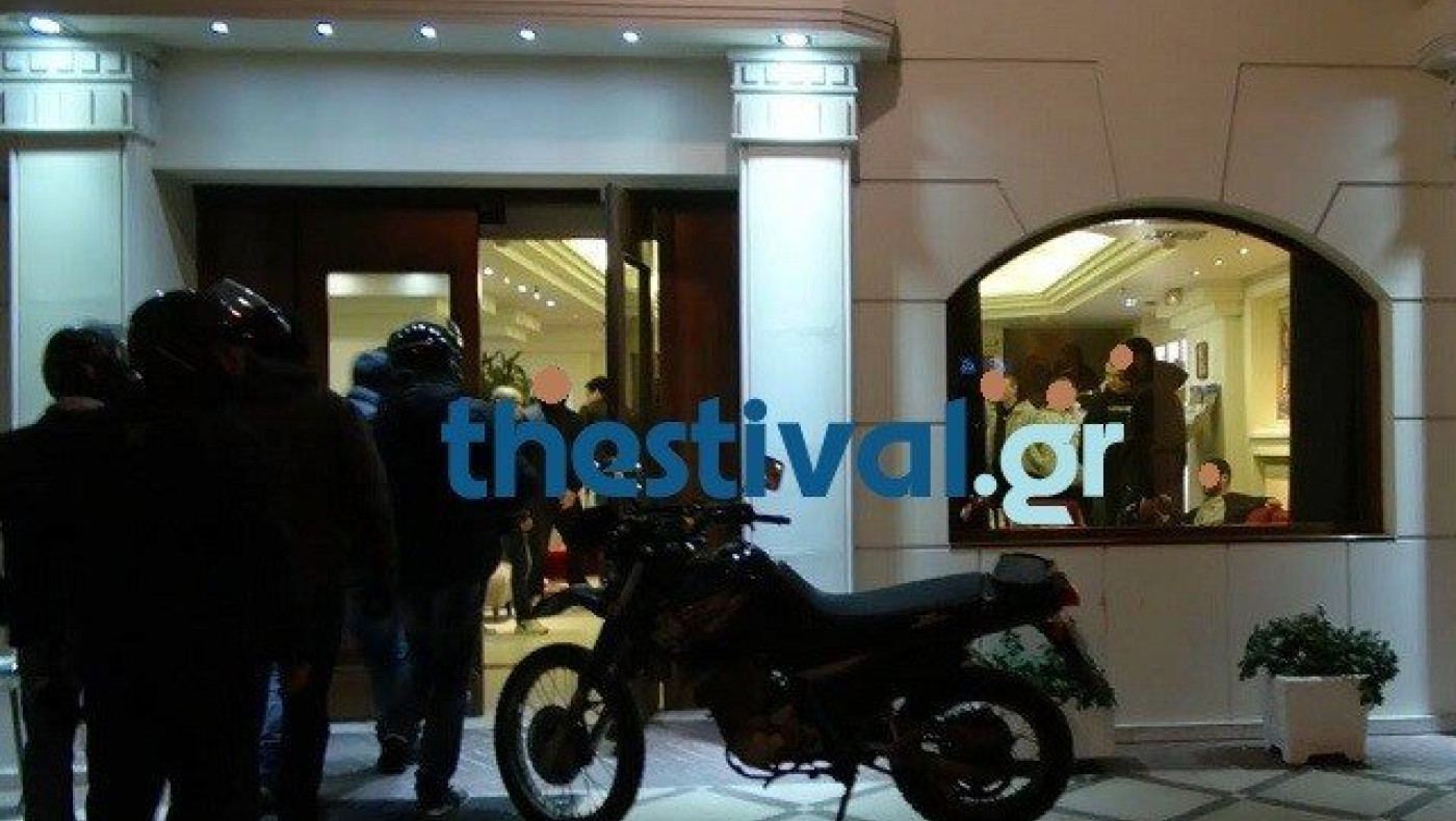 Άγριο ξύλο μεταξύ οπαδών της Σάλκε και της Παρτιζάν (pics & vid)