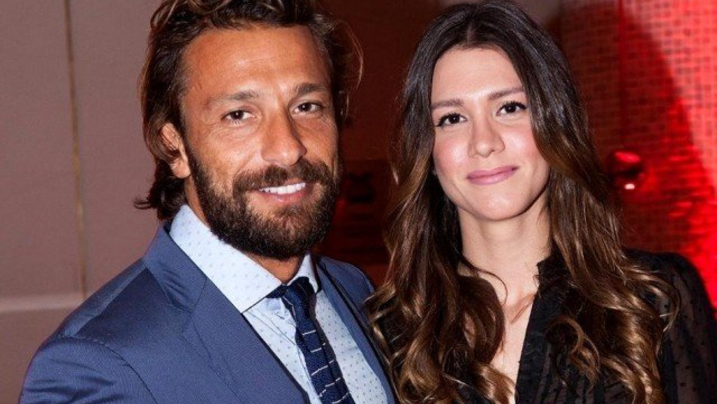 Μαρακάκης - Θωμοπούλου: Φουλ ερωτευμένοι  στον Σαμπάνη (ΦΩΤΟ)