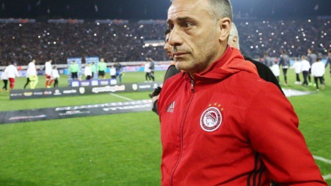 «Καρφιά»        Μπέντο    προς       τη      διοίκηση