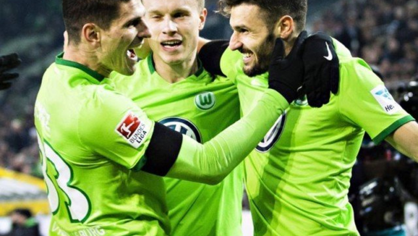 Χ στην     Αγγλία,  Χ στην       Ιταλία,  G/G… παντού