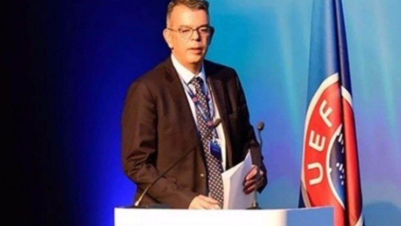 Απολύθηκε από την                        ΕΠΟ ο Παυσανίας Παπανικολάου!