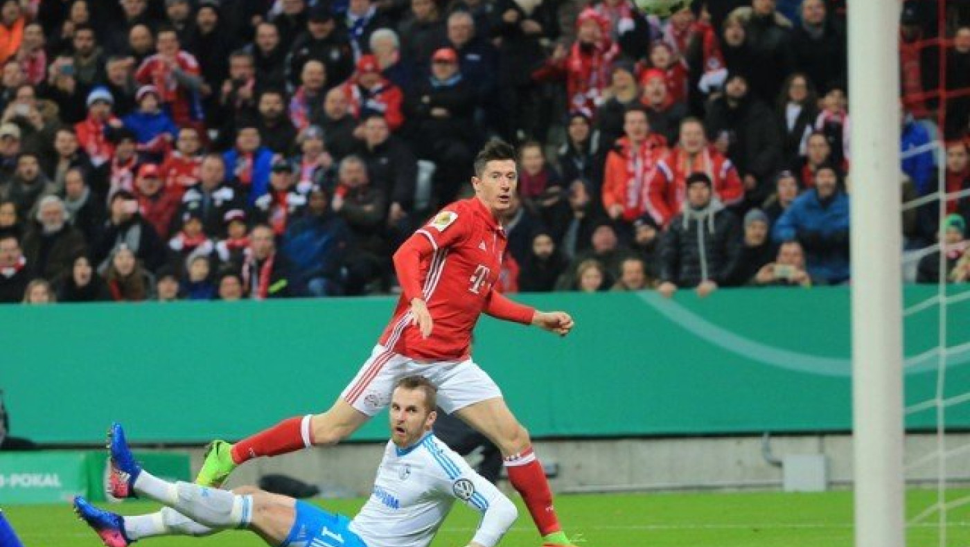 Φουλ       για      το... νταμπλ     η    Μπάγερν!