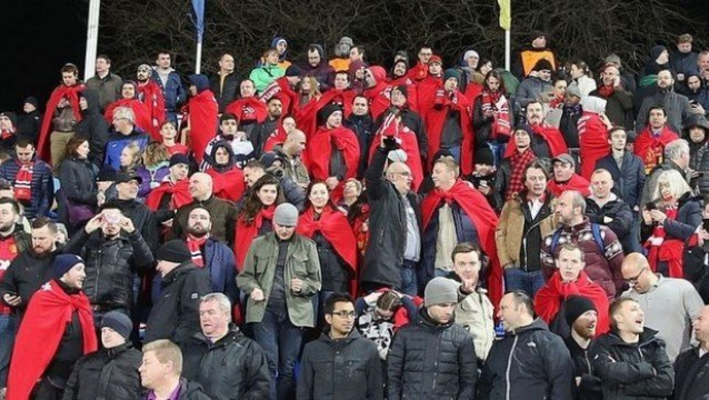 Επίθεση... αγάπης των οπαδών της Ροστόφ σε αυτούς της Γιουνάιτεντ