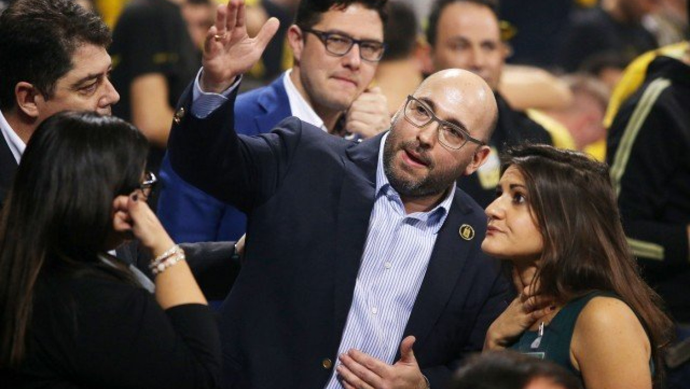 Τα... παραδοσιακά κουτσομπολιά και ο Νίκος  Λάσκαρης