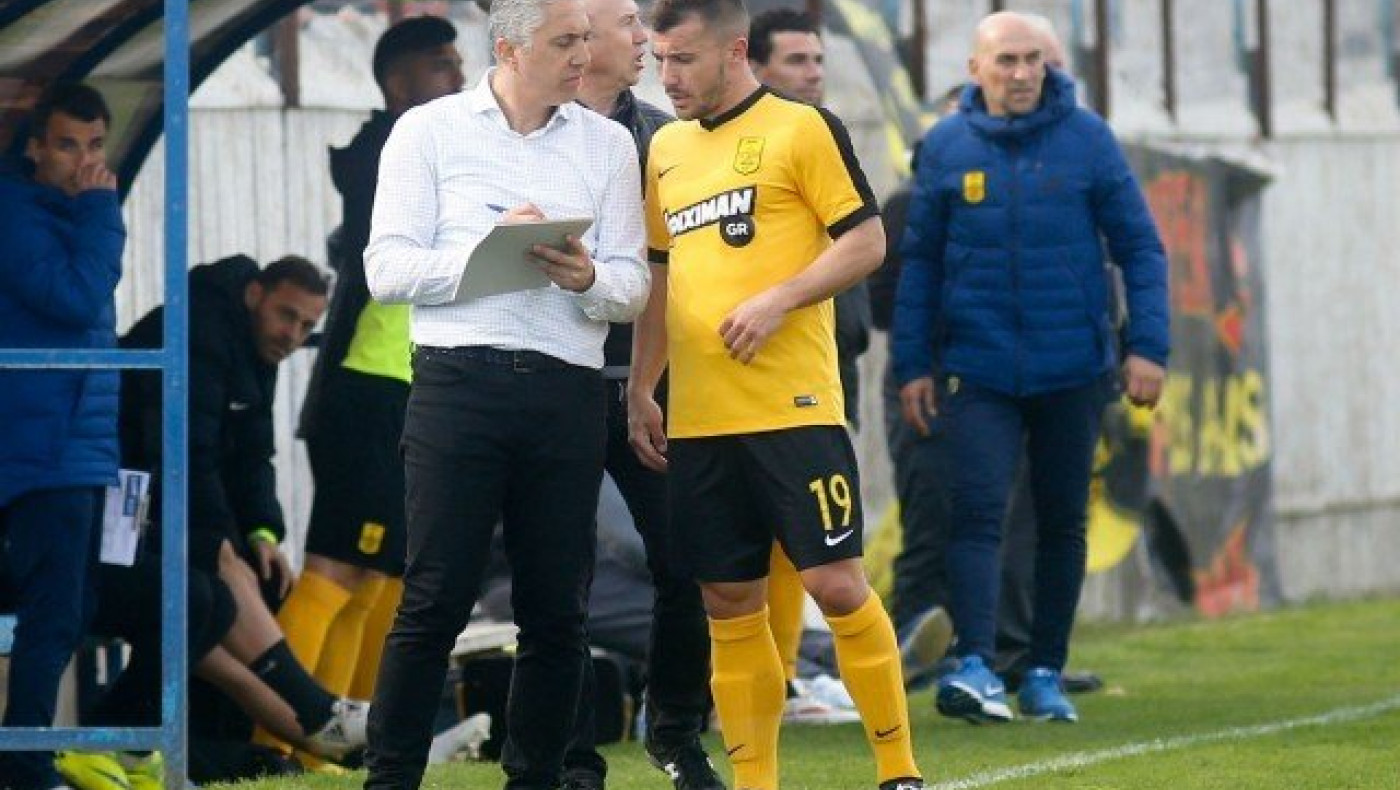 Ψάχνεται ο Κωστένογλου για να αλλάξει την εικόνα του Αρη