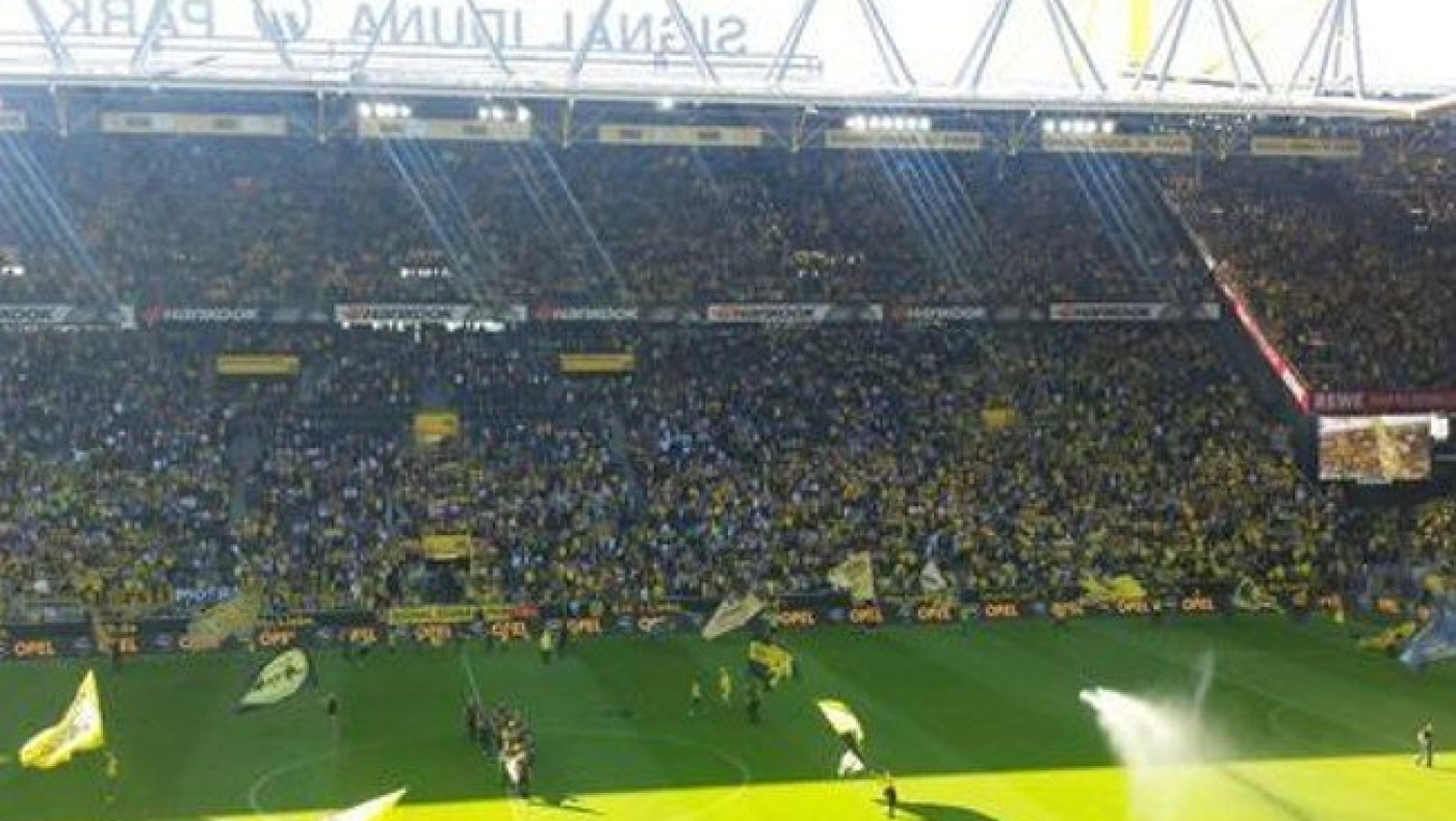 Μπέρδεψαν το Αμβούργο με τη... Στουτγάρδη! (pic)