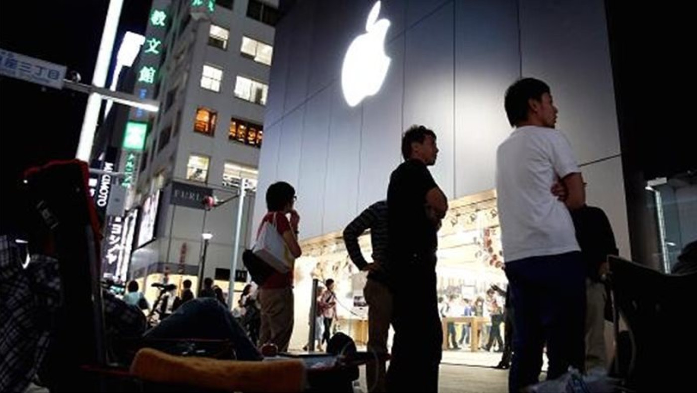 Η Apple πούλησε 10 εκατομμύρια iPhone σε ένα Σαββατοκύριακο