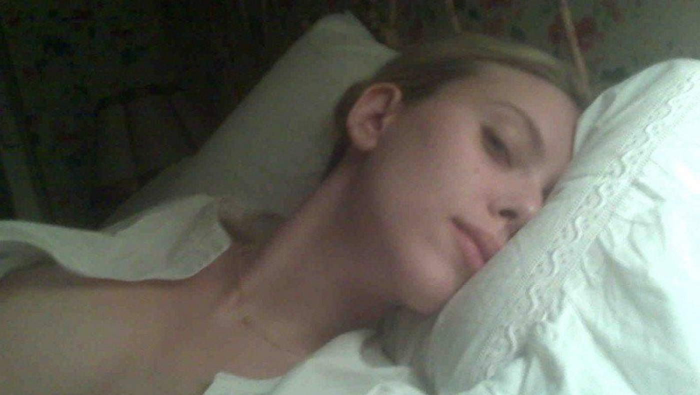 ΣΚΑΝΔΑΛΟ ΧΟΛΙΓΟΥΝΤ! Σκάρλετ Γιόχανσον σε νέες αποκαλύψεις (pics)