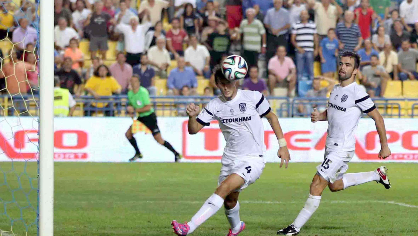 Έργο αγγέλου… Κατσικά! Χριτς, χρατς.