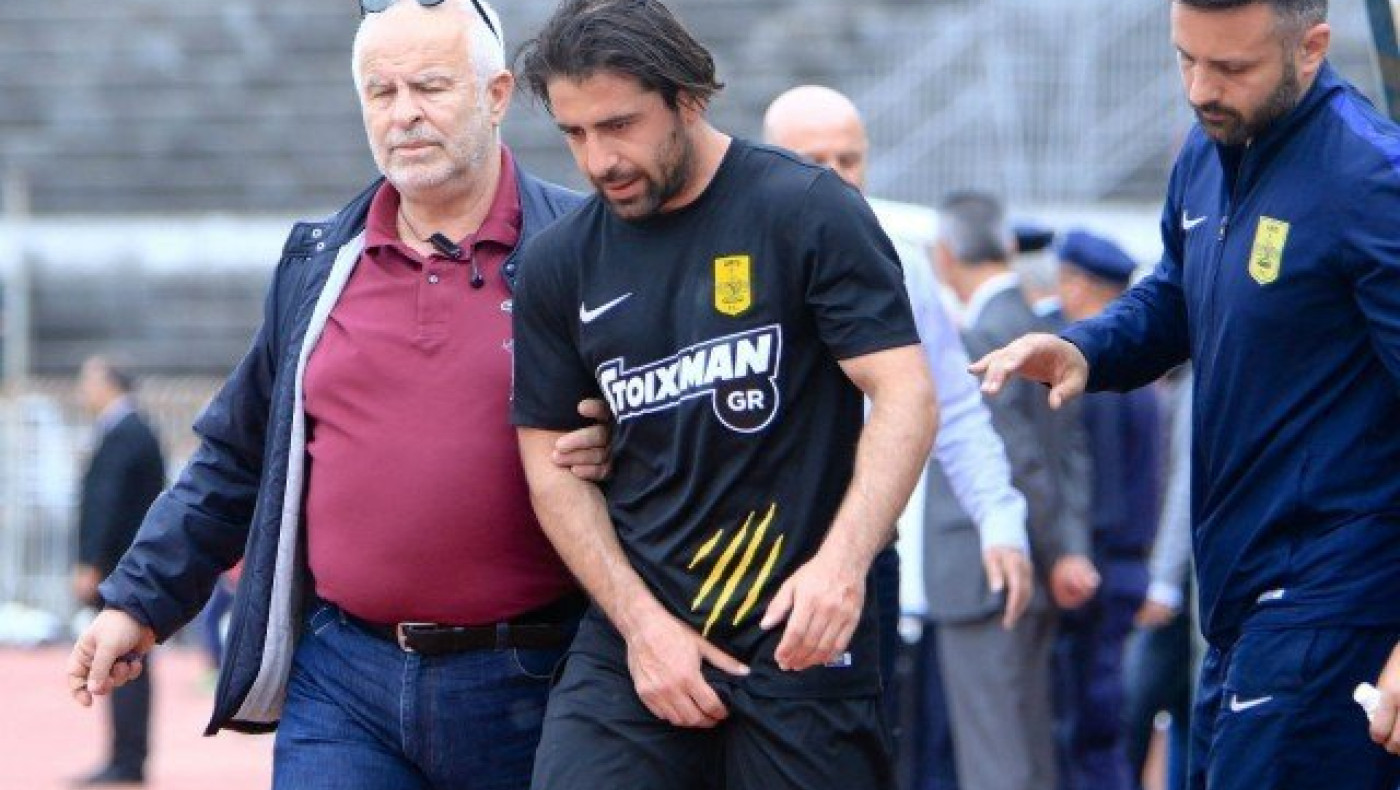 «Σκαριά» στον       Τάτο για... κόψιμο         καριέρας