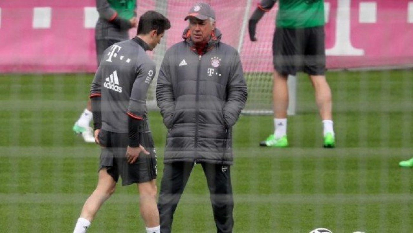 Ανησυχία              στην Μπάγερν για Λεβαντόφσκι