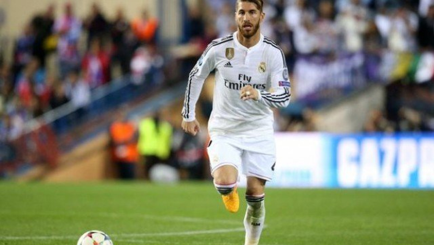 Ανανεώνει με                              Ρεάλ ο Ράμος