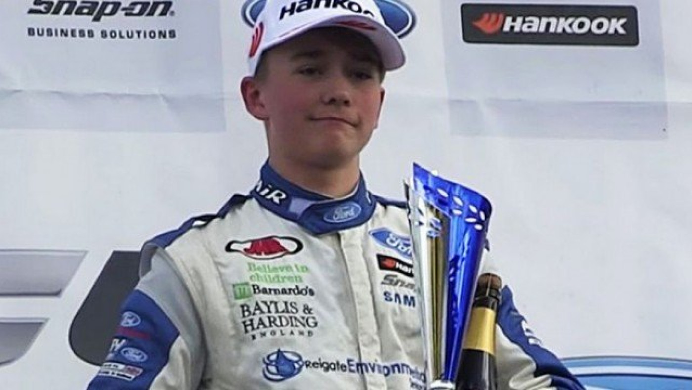 ΣΟΚ! 17χρονος πιλότος έχασε και τα δύο του  πόδια!