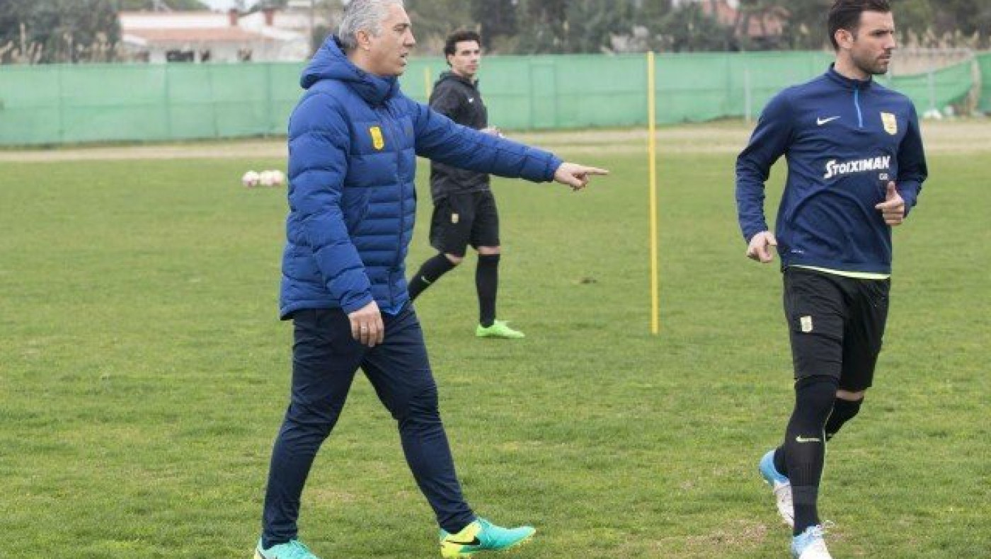 Κωστένογλου: «Να ολοκληρώσουμε το Πρωτάθλημα με αξιοπρέπεια»