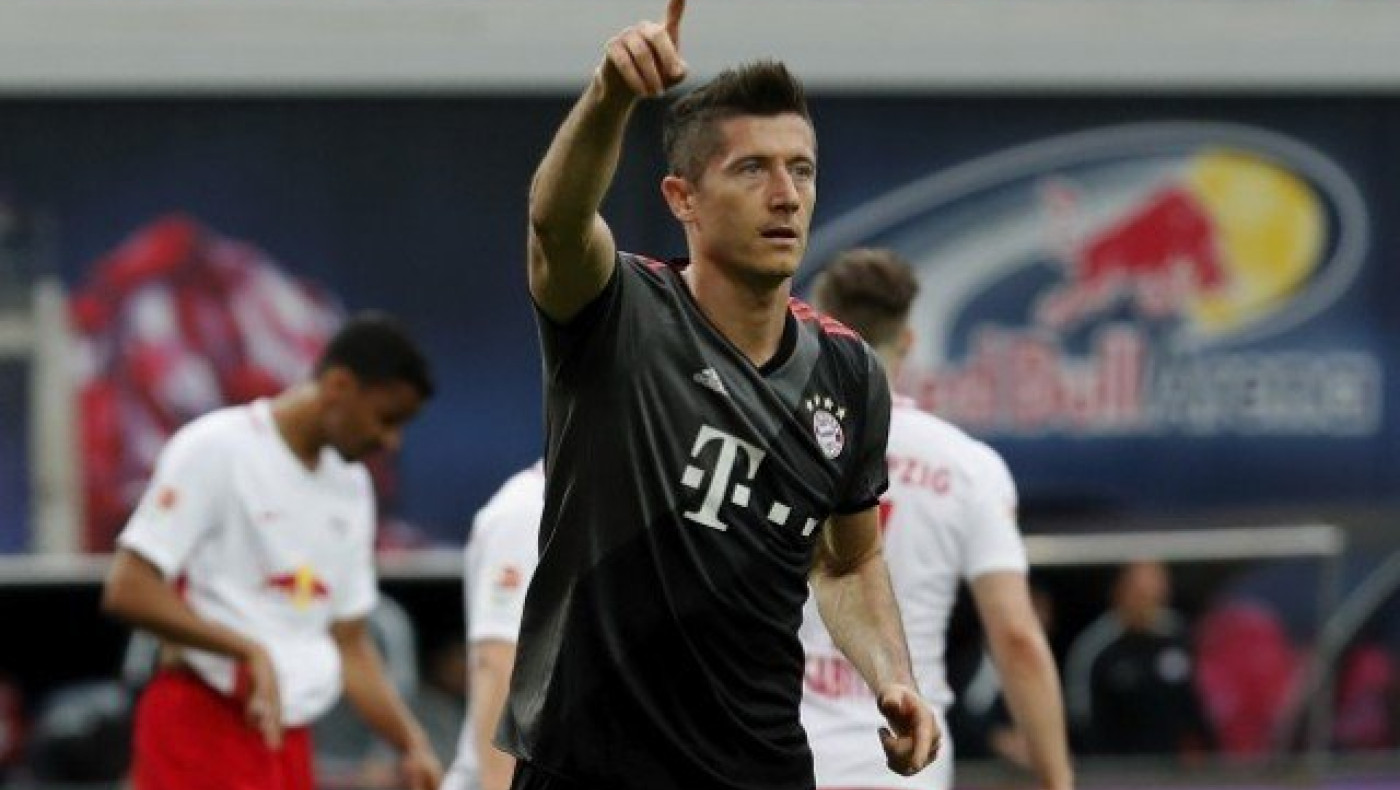 Επαιζαν        πόλο          στη    Γερμανία (vids)