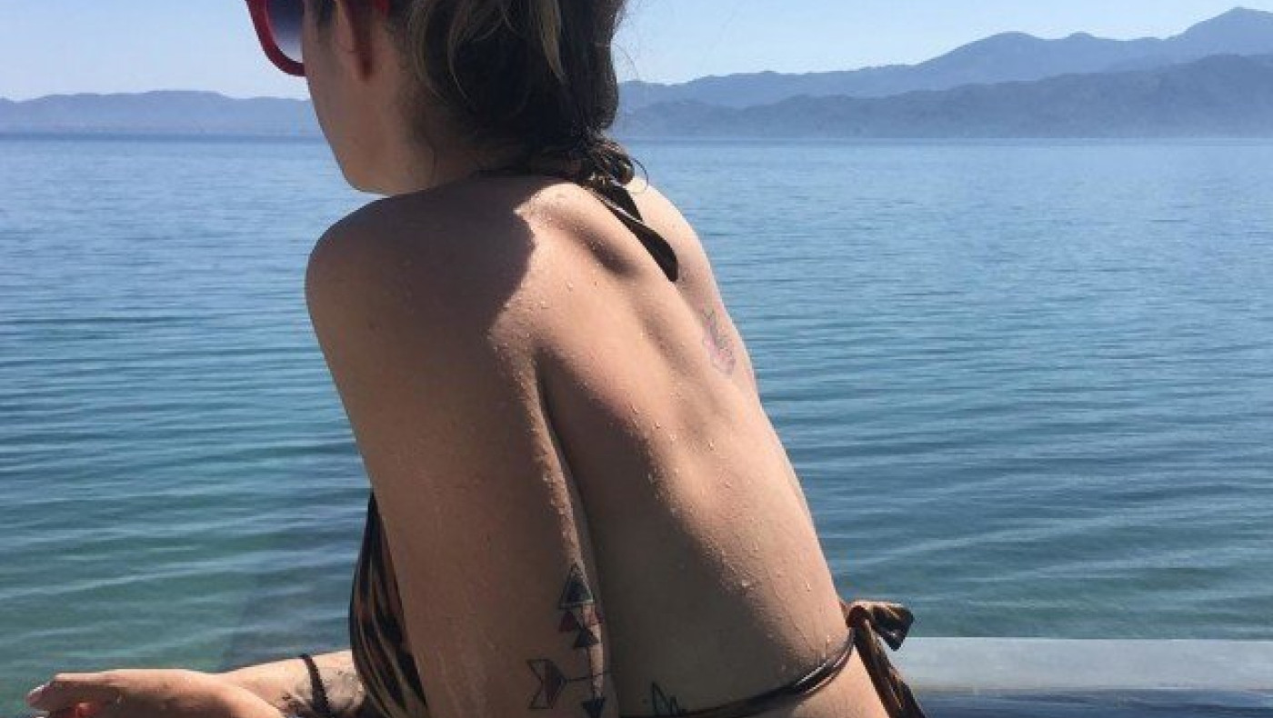 Το                    καυτό καλοκαίρι της Εύας Λάσκαρη! (pics)