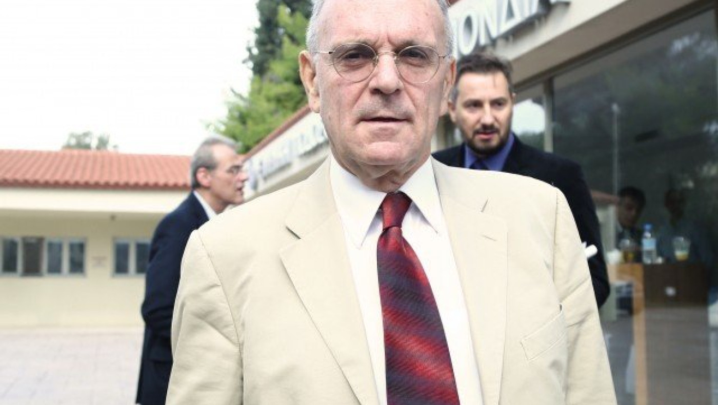 Θεραπεύεται η σήψη                  του ποδοσφαίρου μας;