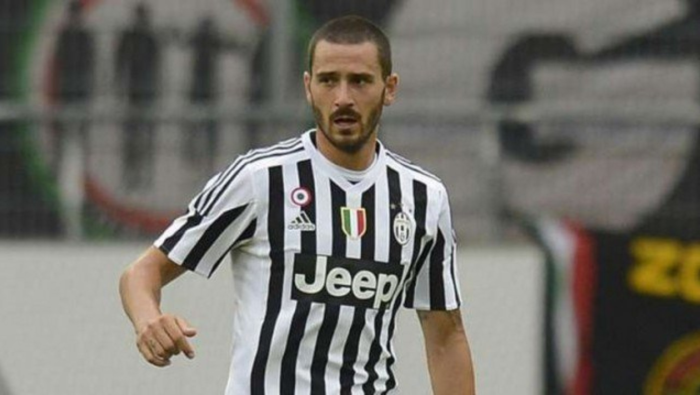 Αγόρασε σελίδα ο Μπονούτσι για το αντίο στη Γιούβε (pics)