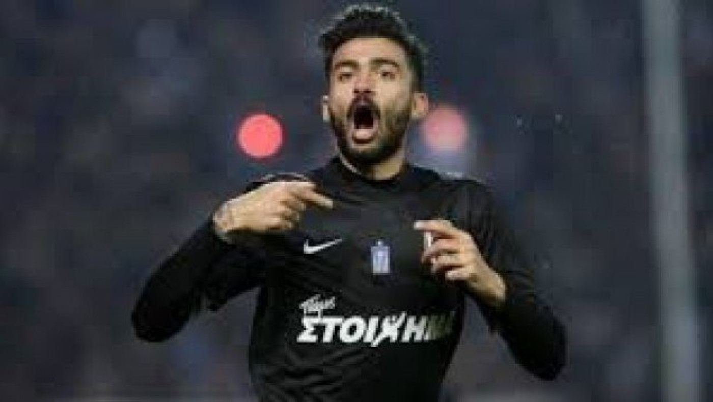 Στο γήπεδο και ο         Κλάους με την σύντροφό του (pics)