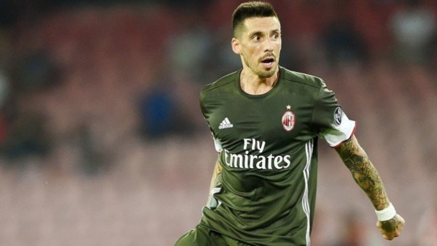 Στο Μεξικό πρώην                                  άσος της Μίλαν (pic)