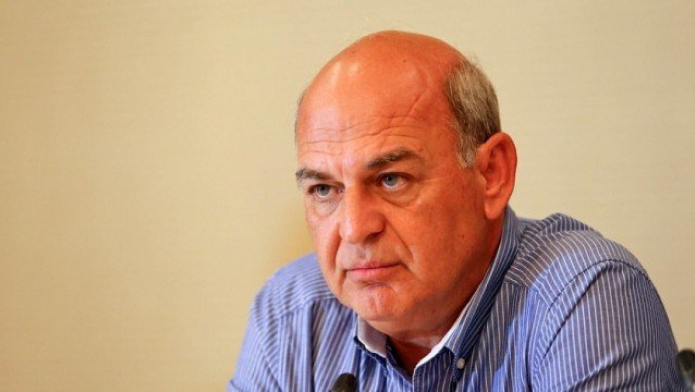 Γραμμένος: «Δεν συμβιβάζομαι με πρακτικές χαλίφηδων»