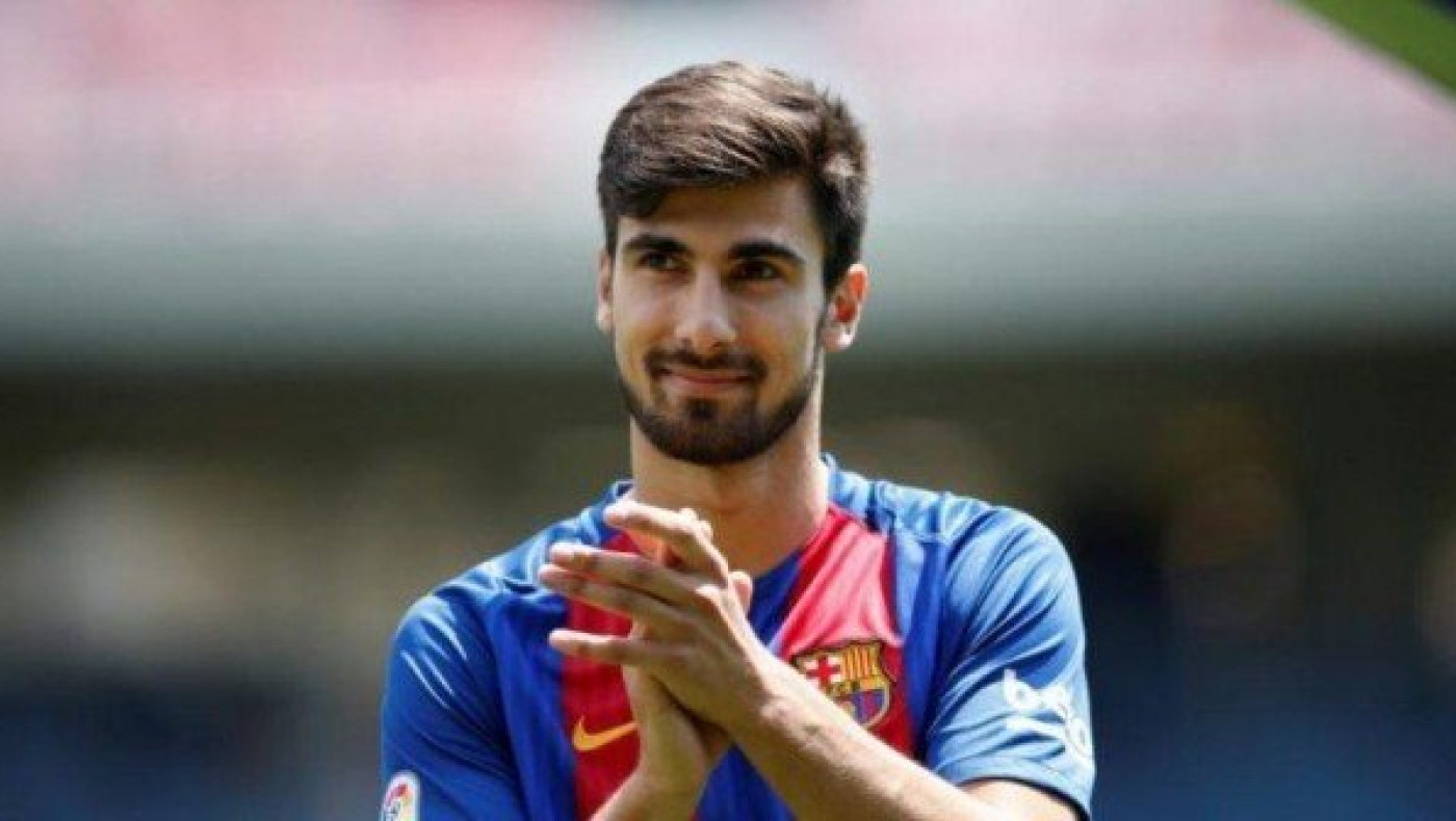 Ενδιαφέρον της         Γιουβέντους για Αντρέ Γκόμες