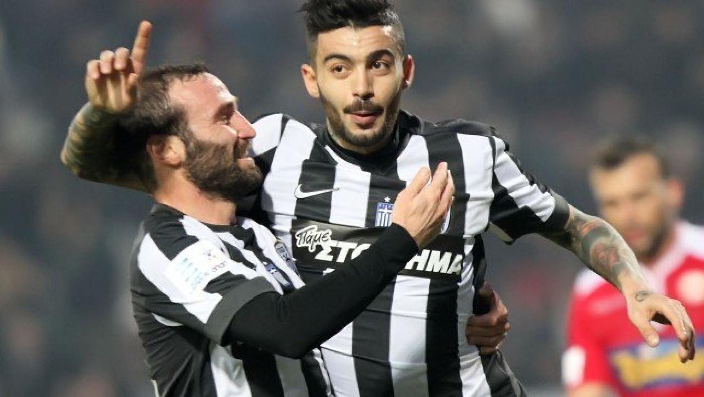 Κλάους:Ποιος κερδίζει, ποιος χάνει από την άδοξη υποστολή της σημαίας;